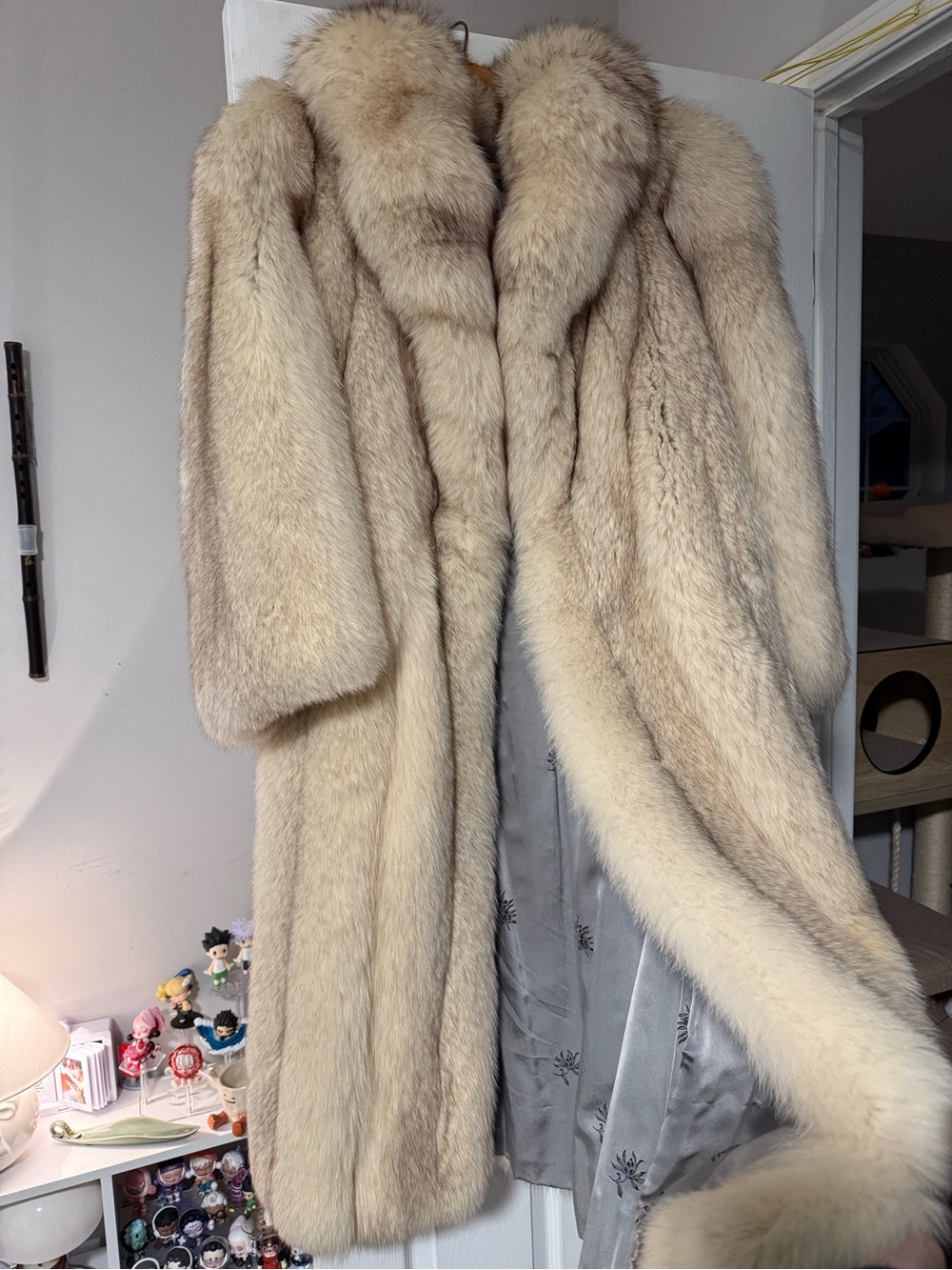 Luxury Beige Blue Fox Fur Coat Full-Length